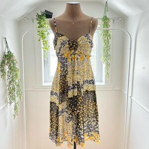 Chic Floral Midi Dress in Yellow and Black